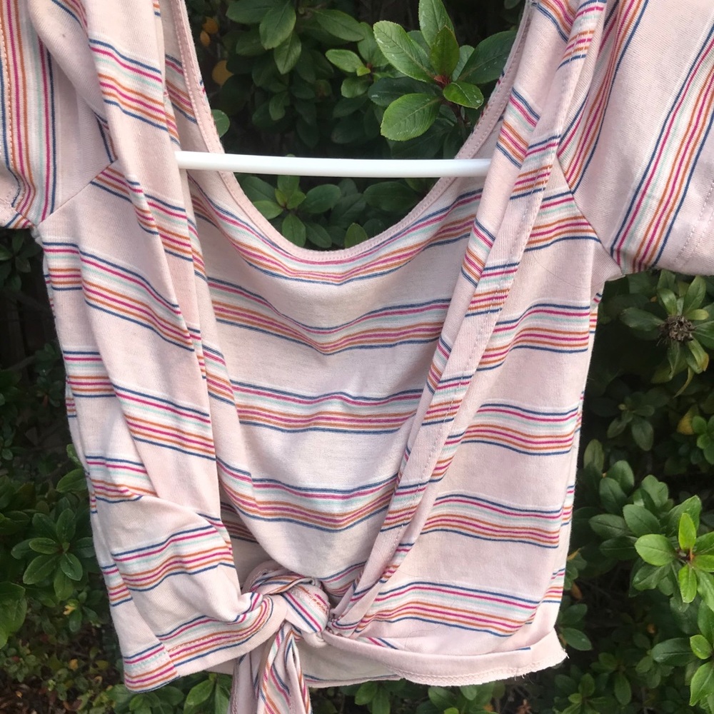 super cute tie front tee